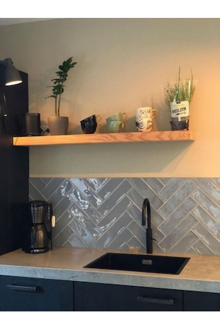 Dekoratif Doğal Ahşap Tek Li 60 X 20 X 4 Cm Gizli Aparatlı Raf Ahşap Dekoratif Doğal Ahşap Tek Li 60 X 20 X 4 Cm Gizli Aparatlı Raf Ahşap