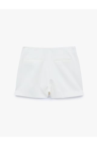 Koton Slim Fit Cepli Kruvaze Süper Mini Şort Etek Beyaz 7wak70022pw