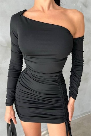 Dip Moda Kadın Siyah Tek Kol Büzgülü Mini Elbise Dpnbdf081 Siyah