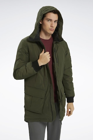 Reebok Ow Down Hc0677 Kaz Tüyü Erkek Parka Bol Kalıp 001