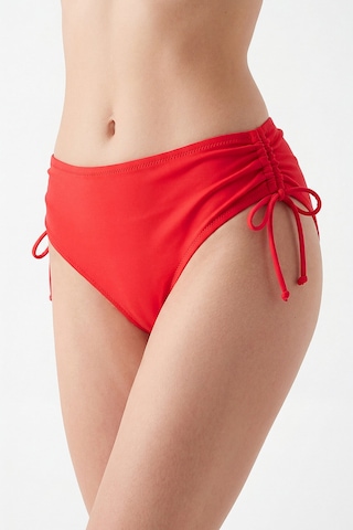 Loya Kadın Kırmızı Yanları Büzgülü Yüksek Bel Tek Alt Bikini