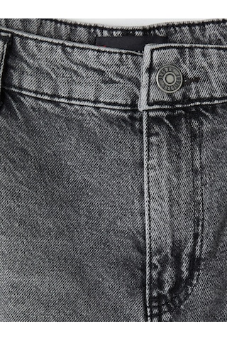 Lcw Jeans Antrasit Loose Fit Kargo Cepli Erkek Jean Şort