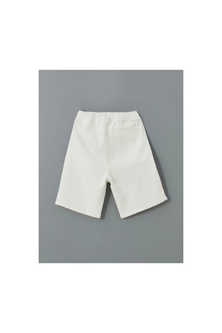 LC Waikiki Lcw Kids Dokulu Erkek Çocuk Şort Buxe Whıte