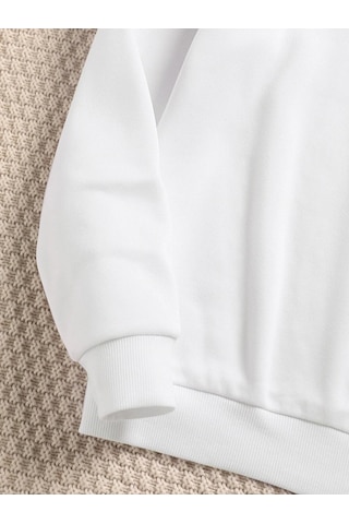 Startmore Adrift Adrif Minimal Kalp Renkli Oversize Bisiklet Yaka Pamuklu Sweatshirt Beyaz Beyaz