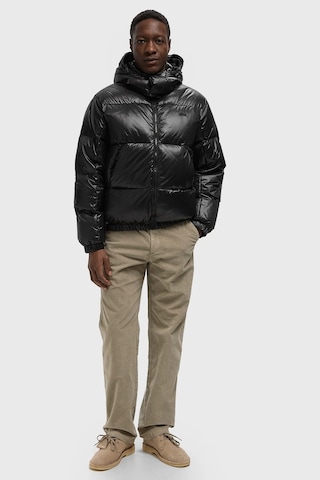 Lacoste Relaxed Fit Down Fill Mens Jacket Çıkarılabilir Kapüşonlu Rahat Kesim Suya Dayanıklı Erkek Kaz Tüyü Mont Siyah Siyah