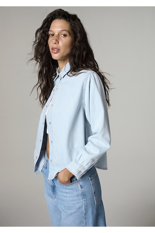 Mavi - Carlia Classic Denim Açık Mavi Jean Gömlek 1210924-a1586