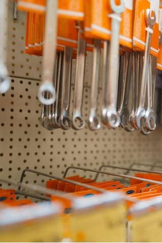 Hırdavat Ünitesi Duvar Rafı - Delikli Pano Rafı 60 Cm-40a Galvaniz