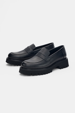 Lorian Hakiki Deri Ön Çizgi Aksesuar Kadın Loafer- Siyah
