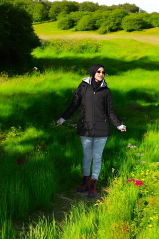 Barbora Kışlık Su Geçirmez Kapüşonlu Eldiven Detaylı Uzun Şişme Mont Siyah