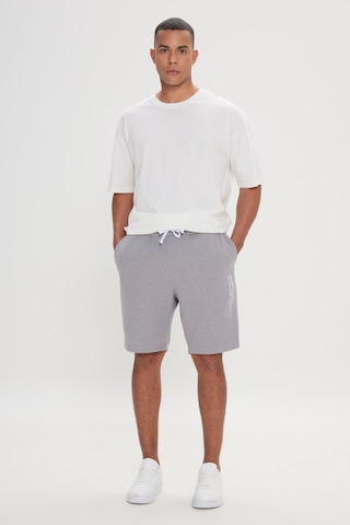 Ac&Co / Altınyıldız Classics Erkek Grı Melanj Standart Fit Normal Kesim Cepli Rahat Örme Şort Gri Melanj