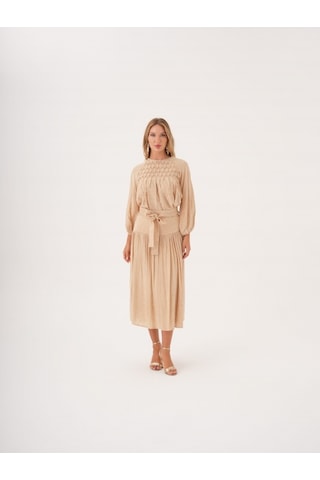 Büzgü Detaylı Kuşaklı Viskon Ve Keten Karışımlı Bluz Bej