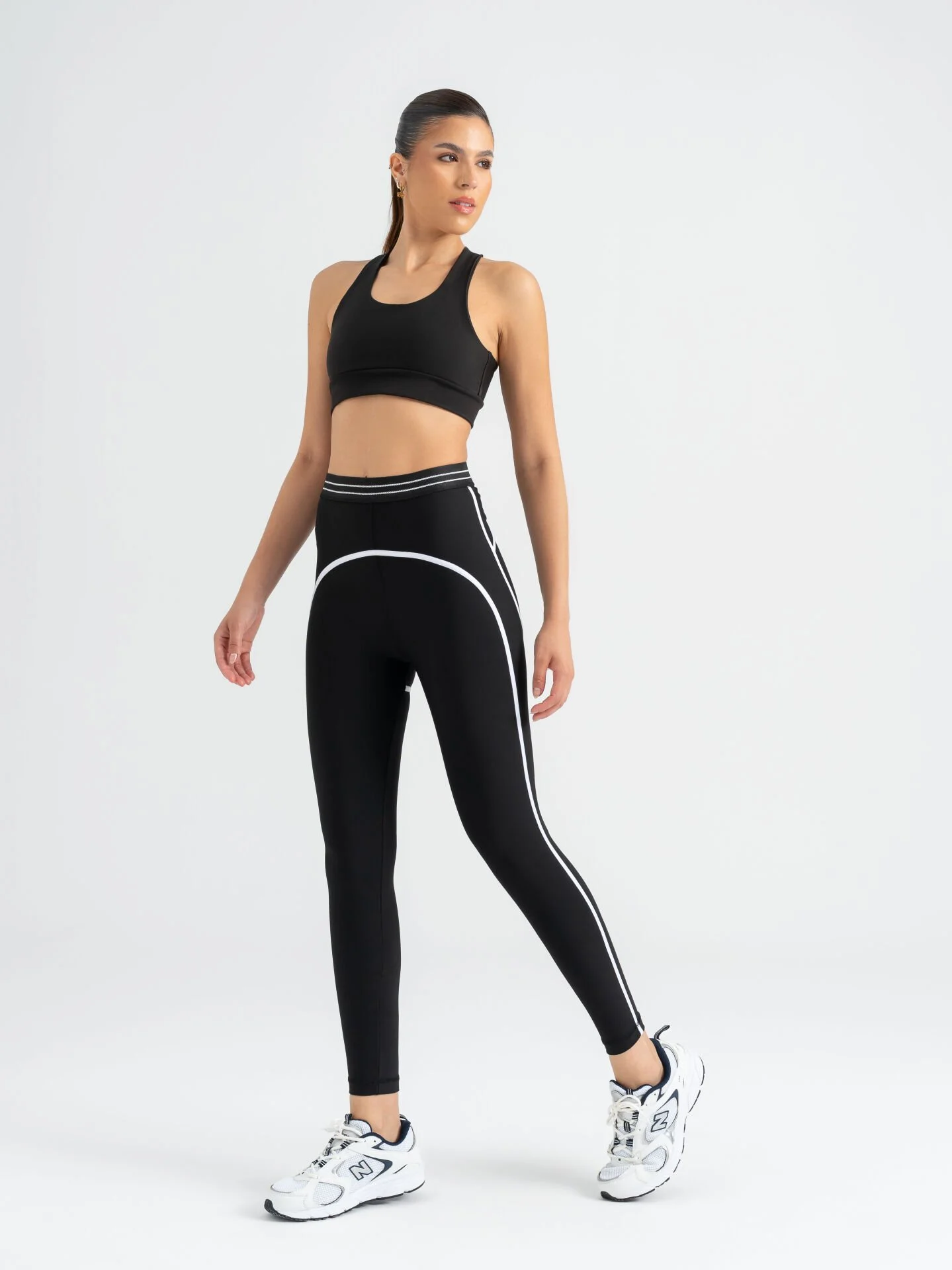 Suit Up Beyaz Biyeli Beli Lastikli Siyah Spor Tayt Siyah