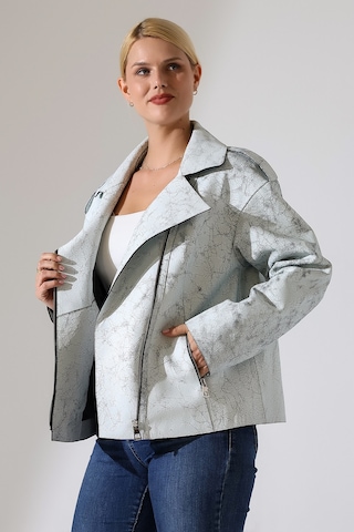 M M Marki Marki Kadın Hakiki Deri Ceket, Beyaz, Oversize, 73 Cm, İngiliz Yaka, Fermuarlı Gri