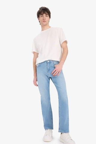 DeFacto Sergio Regular Fit Normal Kalıp Normal Bel Boru Paça Jean Pantolon E2734AX25SPNM39