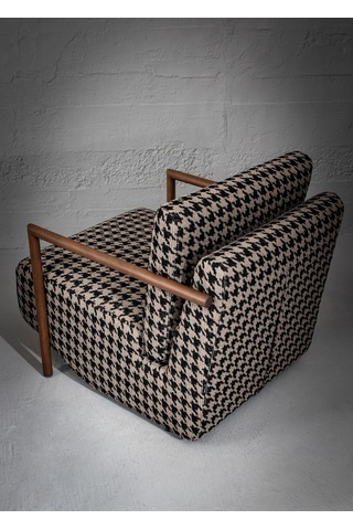 Rehome Lerone Berjer