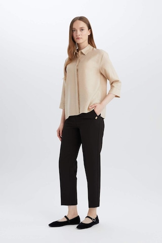 DeFacto Regular Fit Basic Düz Yarım Kollu Gömle E4987AX25SPBG352