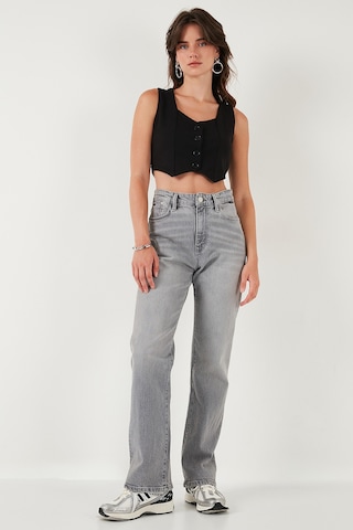 Lela Slim Fit Kalp Yaka Düğmeli Kalın Askılı Crop Bayan Yelek 5865497 Siyah