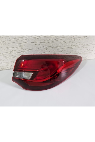 Opel Astra J Sedan Sağ Arka Dış Stop Lambası Sıfır 2014-2020