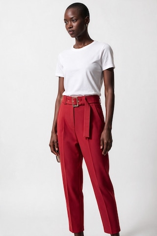 Blange Kadın Yüksek Bel Kemer Detaylı Plili Tapered Paça Pantolon Kırmızı