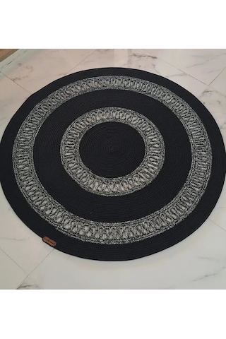 Siyah Yuvarlak Paspas Beyaz Kırçıllı Detaylı 100x100 Cm El Emeği Çok Renkli Siyah Yuvarlak Paspas Beyaz Kırçıllı Detaylı 100x100 Cm El Emeği Çok Renkli