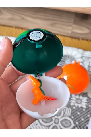 Pokemon Topu Ve Pokemon Figür 1 Adet . Poketopu Ve Pokemon Figür , Pokeball Poketop