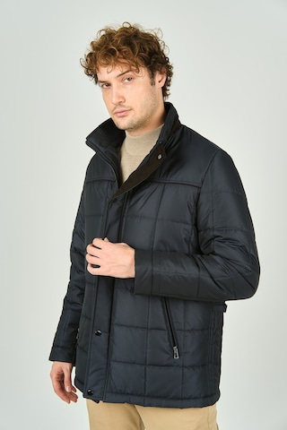 Daynax Erkek İçi Kürklü Dik Yaka Fermuar Ve Çıtçıt Kapamalı Mont Kaban 4000 Lacivert Lacivert