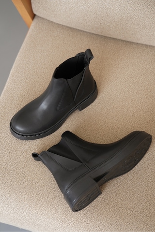 D0646 Soğuk Geçirmez Kışlık Kadın Bot & Bootie Siyah