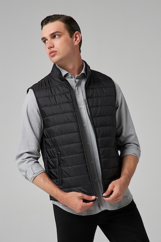 D's Damat Regular Fit Siyah Dik Yaka Elyaf Dolgulu Mevsimlik Fermuarlı Yelek Mont 7HF07ORT42611