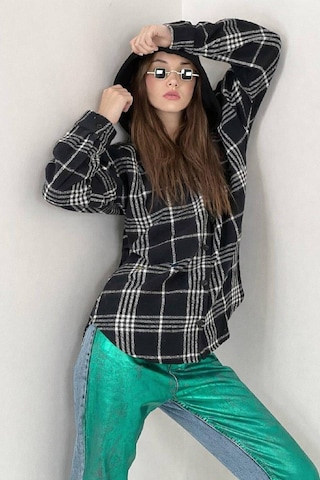 Miss Poem Siyah Ekose Desenli Kapüşonlu Kadın Gömlek Siyah