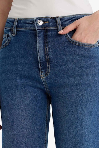 Defacto Comfort Straight Normal Bel Bilek Boy Jean Yıkamalı Pantolon F9726ax25wnnm34 Mavi-nm34