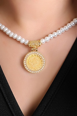 Tuğralı Incili Kolye