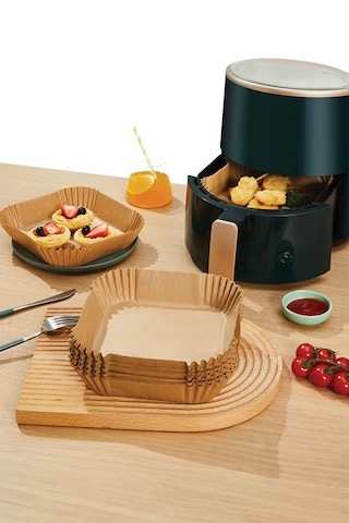 Şeylişeyler - Roll-up Airfryer Pişirme Kâğıdı Kare 20 Cm 50 Li 1 Paket Kahverengi