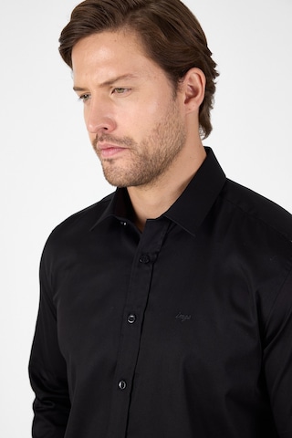 İmza Siyah Sert Yaka Düz Classic %100 Pamuk Slim Fit Gömlek 1004250324 Siyah