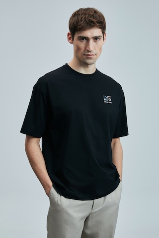 Lufian Erkek Mask Modern Grafik T-shirt 111020248 Siyah Siyah