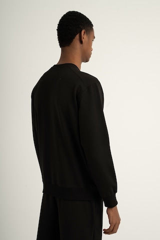 Airlife Sports Club Sz 3 Erkek Sıfır Yakalı Sweatshirt Siyah