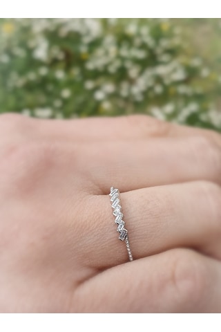 Nadias Jewellery - Pırlanta Minimalist Yüzük