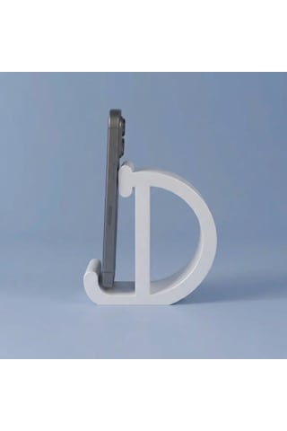Dekoratif D Harfi Tasarımlı Masaüstü Akıllı Telefon Standı Ve Tutucu Beyaz