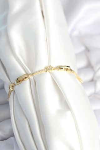 Pirinç Gold Renk Halley Yıldız Model Kadın Bileklik Çok Renkli