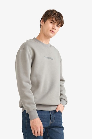 Defacto Boxy Fit Bisiklet Yaka Baskılı Sweatshirt X8282az25augr169 Gri