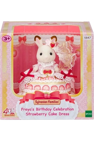 Sylvanian Families Freya Nın Doğum Günü Çilekli Pasta Elbisesi 5847 Sylvanian Families Freya Nın Doğum Günü Çilekli Pasta Elbisesi 5847