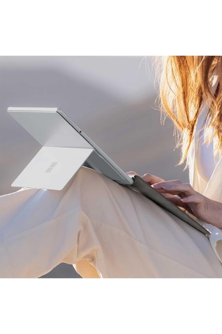Microsoft Surface Pro Copilot+ 11. Edition Kalem Depolamalı Q İngilizce Klavye Gri