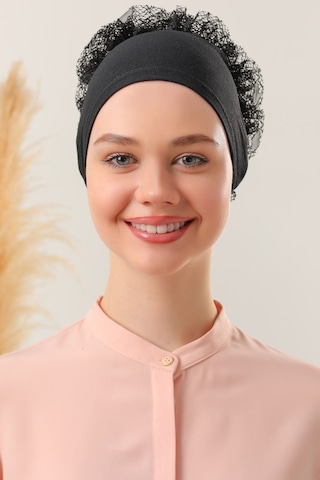 Melodi Scarf Tesettür Fırfırlı Bone Siyah Siyah