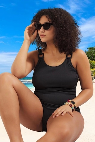 Ersefa Konforlu Plus Size Mayo Tasarım Büyük Beden Rahat Kesim Plaj Kıya Siyah