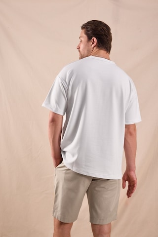 Tonny Black Rahat Kalıp Oversize Kesim T-shirt Erkek Beyaz T-shirt Tbtshrt020