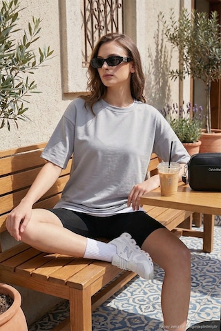 Lela Streç Oversize Fit Bisiklet Yaka Bayan T Shirt 5865911 Gri