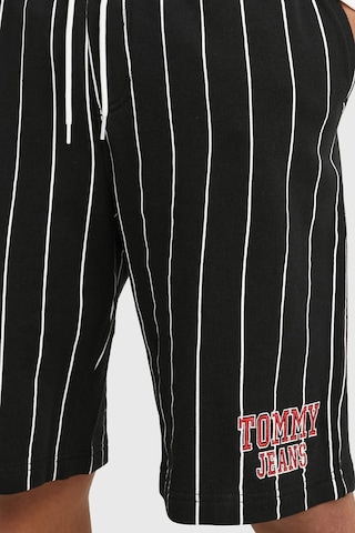 Tommy Hilfiger Tommy Jeans Oversize Pinstripe Men's Shorts Erkek Oversize Şort Siyah