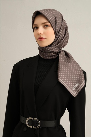 Armine 2025 İlkbahar - Yaz - Dj Saf İpek Eşarp Sura -9345d02 - 90 X 90 / Koyu Gri 80 Koyu Gri 80