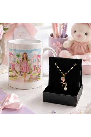 Bk Gift Kişiye Özel Karikatürlü Oyuncak Bebek Tasarımlı Kırlent Yastık & Beyaz Kupa & Kolye -14 Kız Çocuklarına Özel Hediye Seti