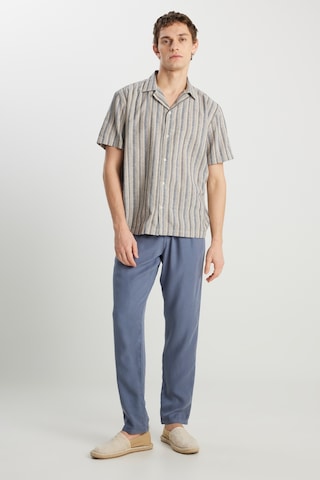 Wrangler Relaxed Fit Geniş Kesim Pamuk Keten Karışımlı Çizgili Gömlek Indigo Stripe