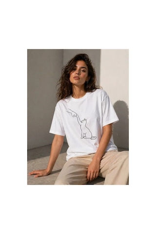 Butik İstanbul Minimal Kedi Çizim Baskılı Tişört Kısa Kol Yazlık T-shirt - Beyaz